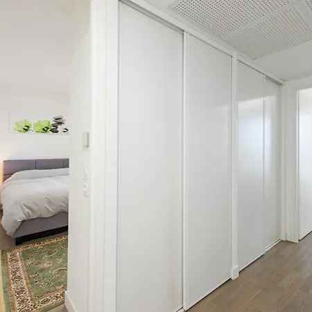 Grande Terrasse - Vue - Parking - Bk Apartamento