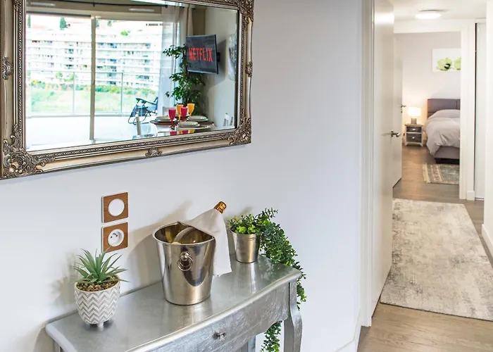 Appartement Grande Terrasse - Vue - Parking - Bk Beausoleil